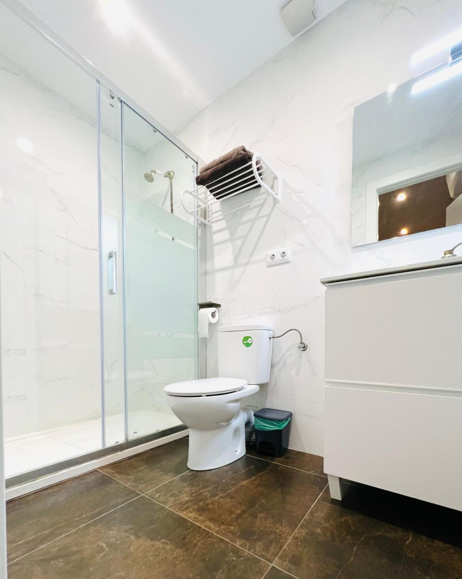 Camp Nou Nueva Casa Appartement L'Hospitalet de Llobregat Buitenkant foto